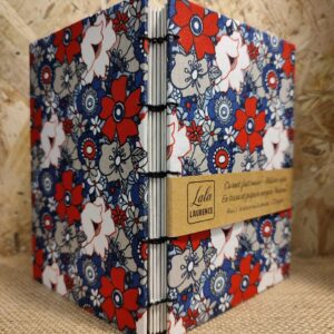 Carnet en tissu et reliure copte « Fleurs bleues blanches rouges »
