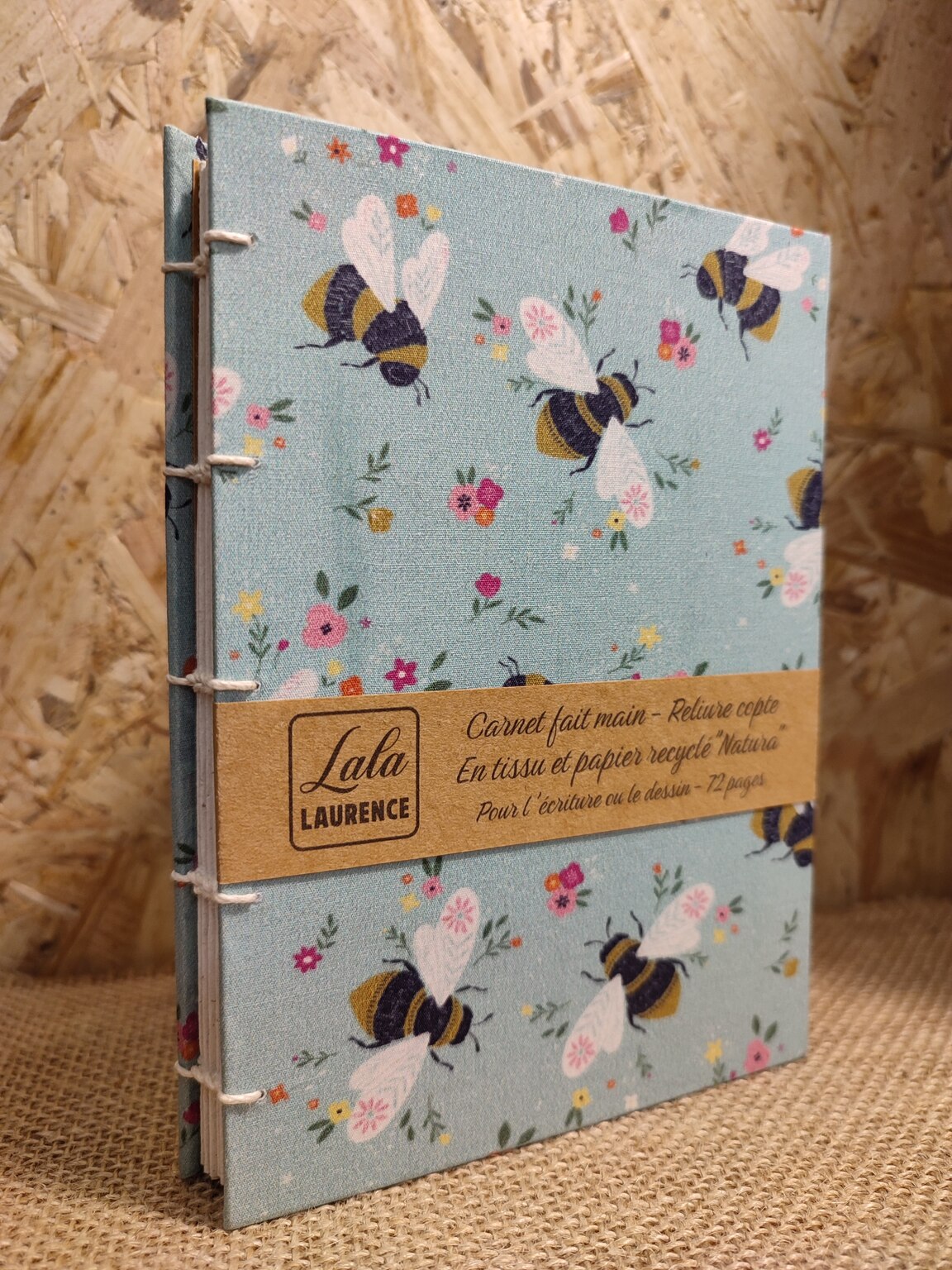 Carnet en tissu et reliure copte Les Abeilles