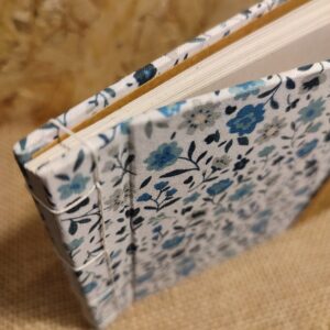 Carnet en tissu et reliure japonaise « Côté Fleur Bleue »
