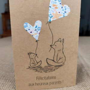 Carte de félicitations naissance « Cœurs bleus, roses et jaunes »