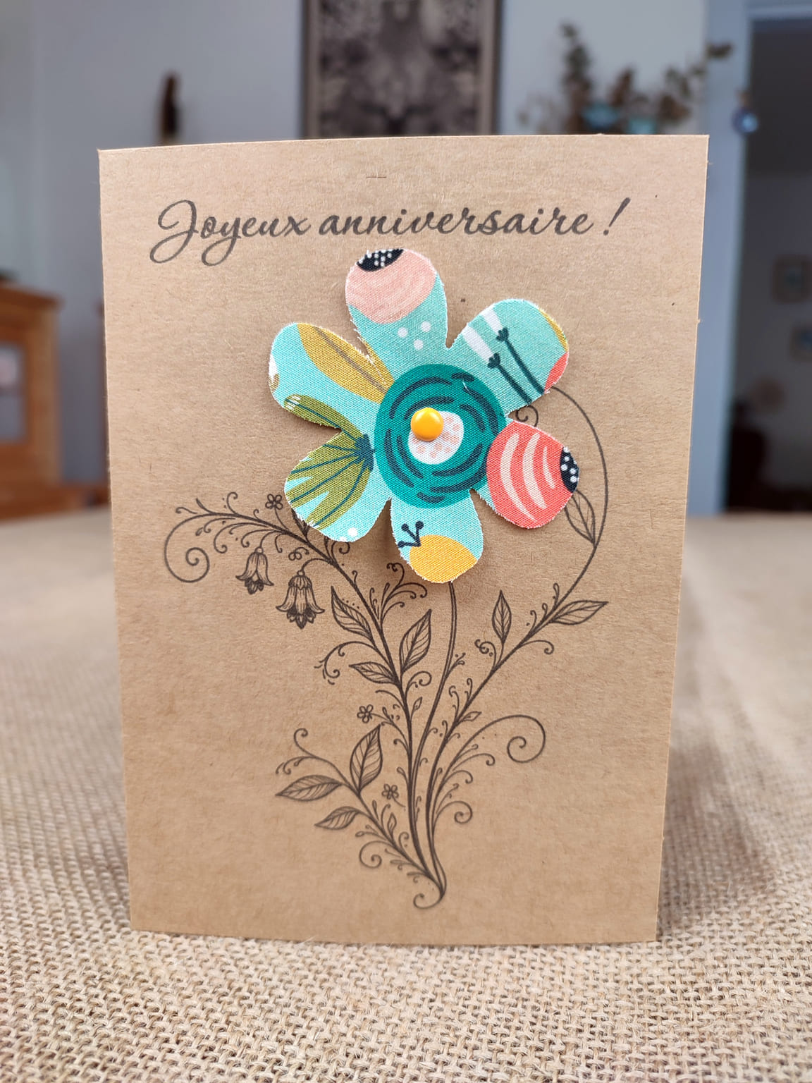 Carte en papier et tissu Joyeux anniversaire Fleur découpée turquoise